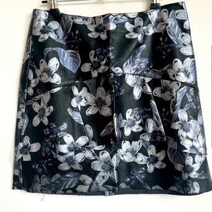 ZARA Printed Faux Leather Floral Mini Skirt XS